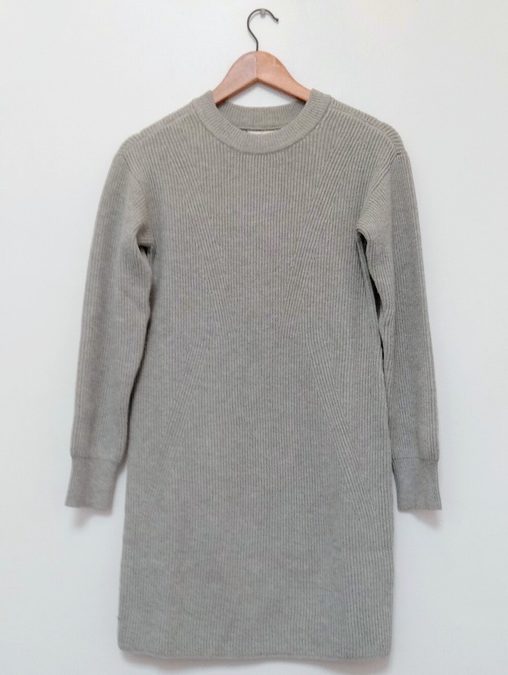 Classic Crewneck Ribbed Sweater Dress - Light Gray